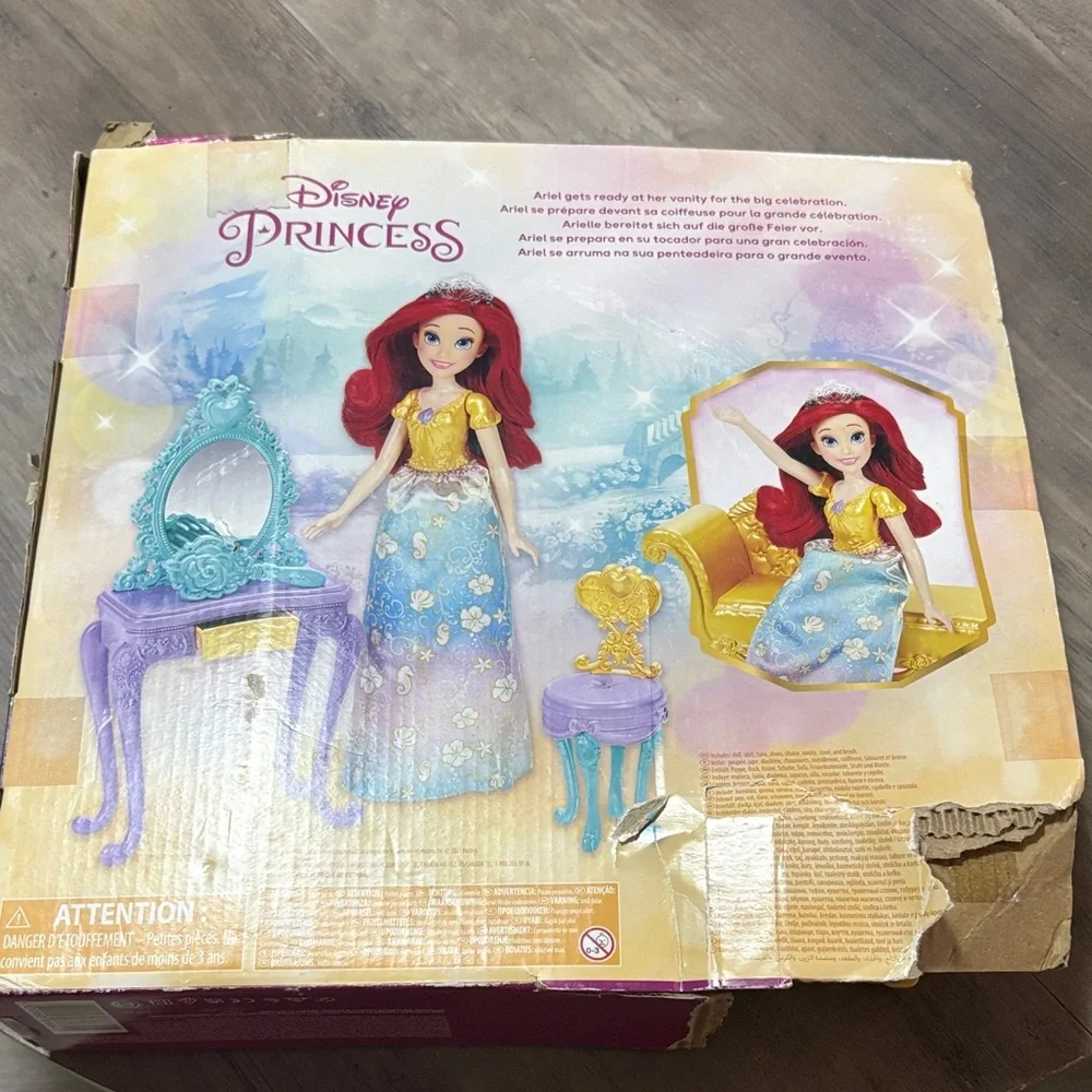 Hasbro Disney Princess Ariel Vanity Playset - Purple, Yellow & Green
